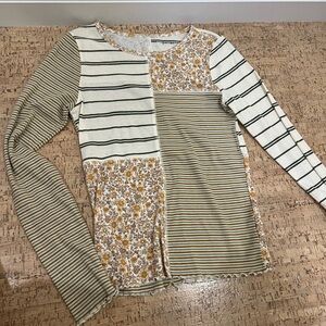 American Eagle Outfitters Floral Top - Cream and Yellow